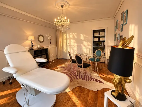 Local professionnel bas Victor Hugo / Jardin Darcy