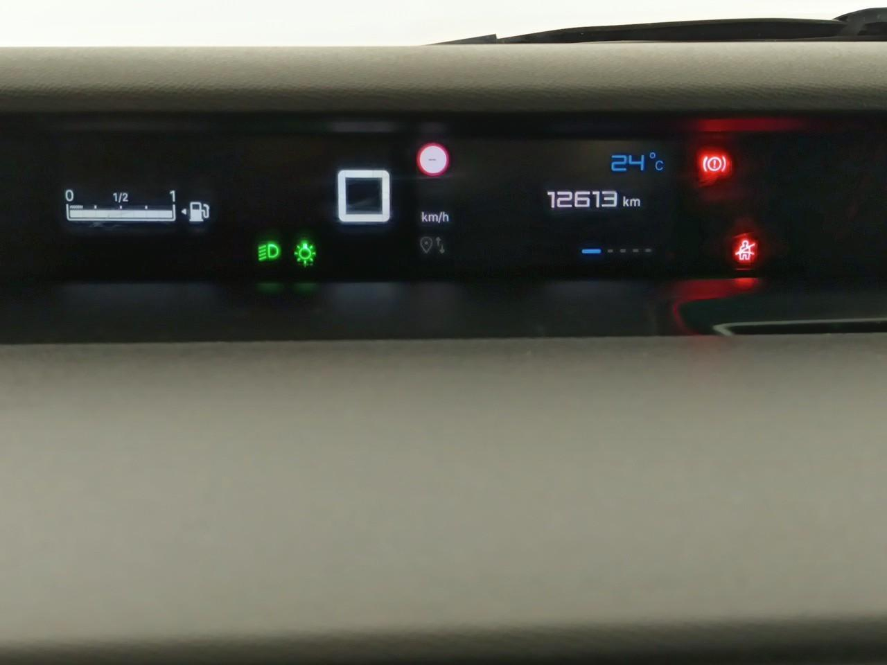 Citroën C3 turbo 100 ch manuelle plus — photo 22