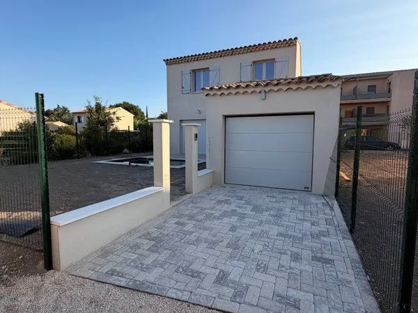 Mazan (84380) - Maison neuve contemporaine d'exception -