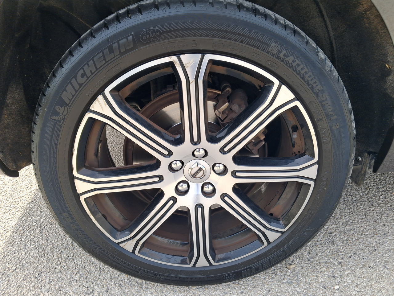 Volvo XC60 D5 AWD 235 ch Geartronic 8 — photo 100