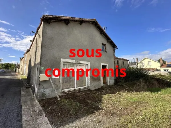 Maison de village à rénover sur 280 m² de terrain