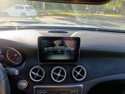 Mercedes Classe A 2.0 250 211 7G-DCT - Whiteart Edition – 2017 – 91000 km – Essence – Boîte Automatique — photo 22