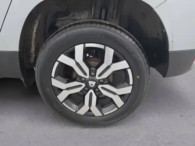 Dacia Duster eco-g 100 4x2 — photo 2