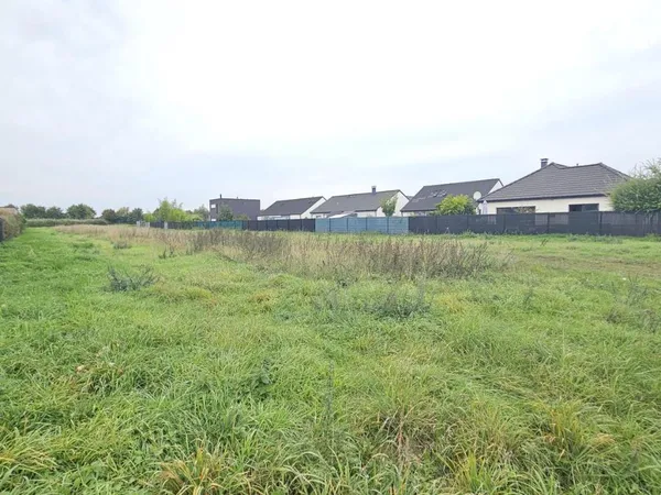 Terrain 2277 m²