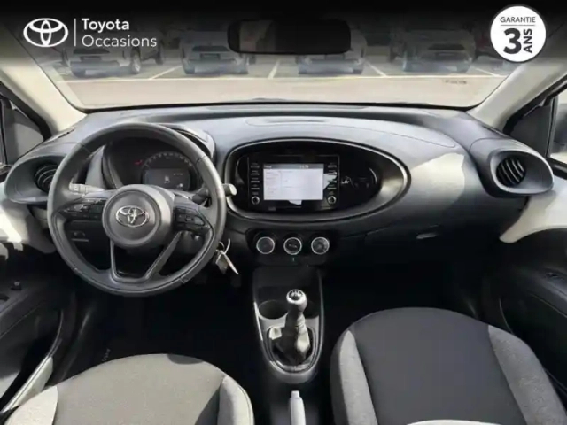 Toyota Aygo X 1.0 vvt-i 72ch dynamic — photo 12