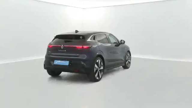 Renault Megane e-tech 220 ch autonomie confort gsr2 — photo 14