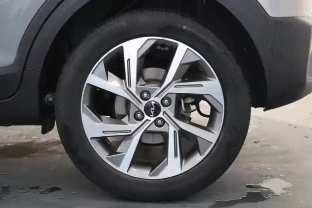 Kia Stonic 1.0 t-gdi 120 ch mhev dct7 — photo 56