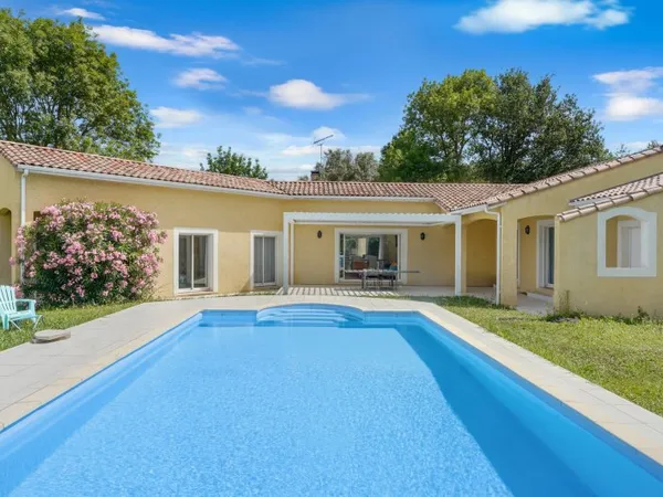 MAISON 6 PIECES 199,40 M2 SUR UN TERRAIN DE 2643 M2