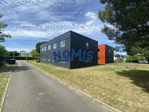 Bureaux 100 m²