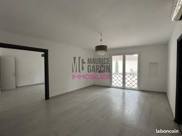 Immeuble 144 m²