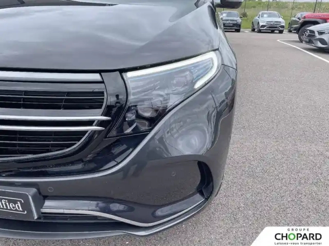 Mercedes Eqc 400 4matic — photo 23