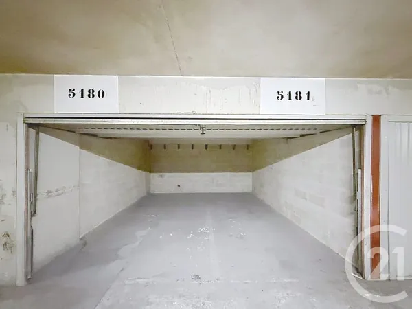 Parking 21 m²