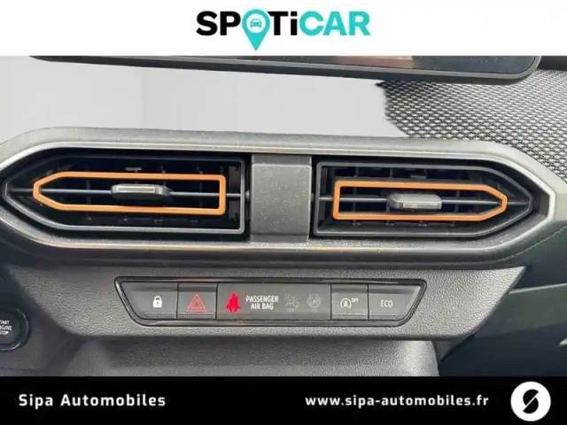 Dacia Sandero tce 90 - 22 — photo 16