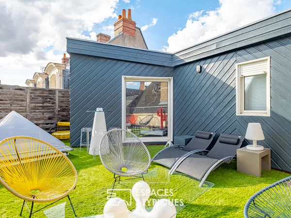 Duplex avec terrasse secrète sur les toits aux Halles