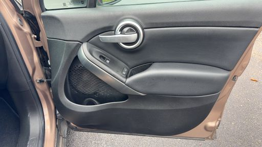Fiat 500X 1.6 Multijet 120 - City Cross – 2018 – 136782 km – Diesel – Boîte Manuelle — photo 24