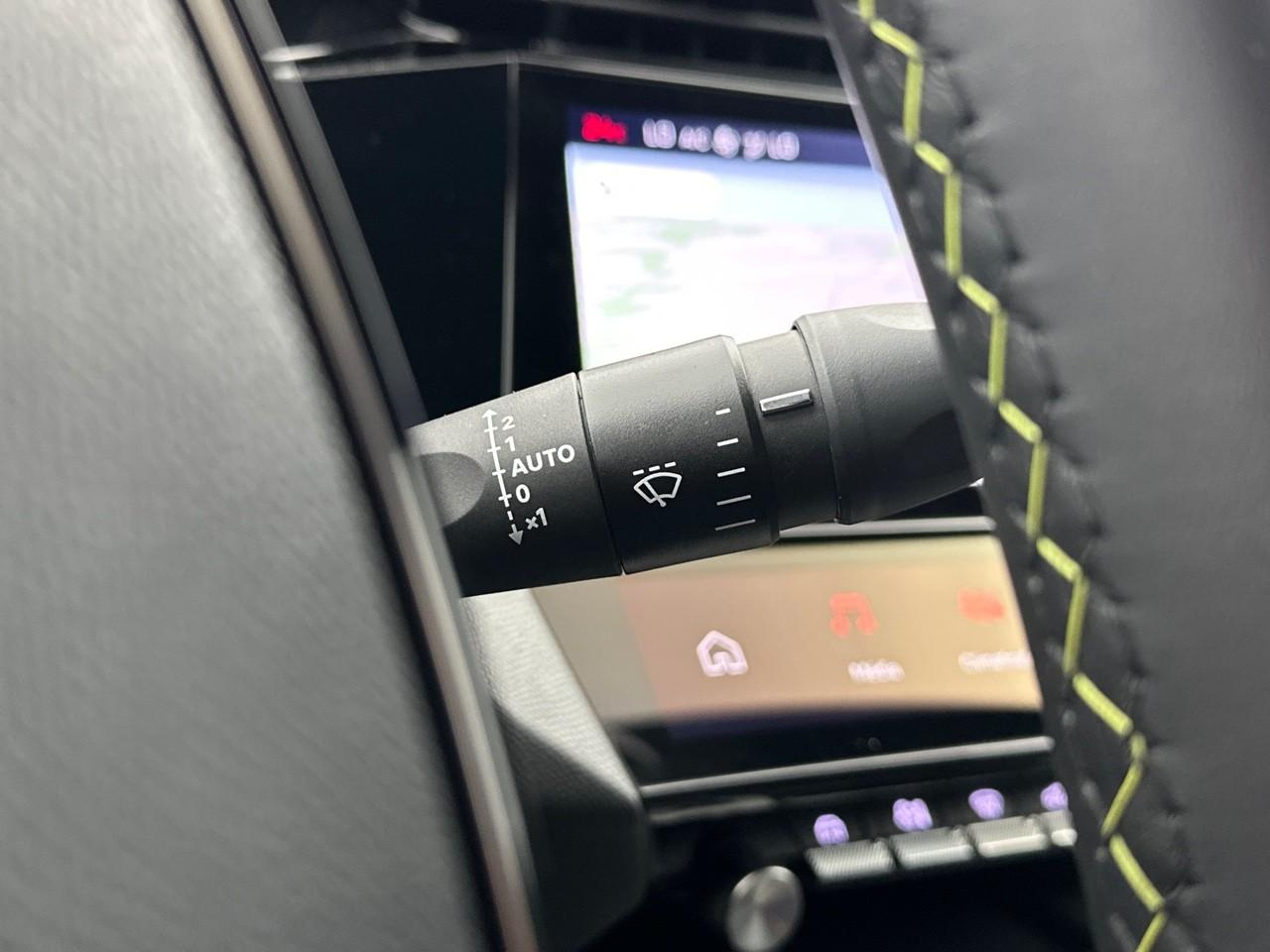 Peugeot 408 hybrid 145 e-dcs6 gt — photo 20