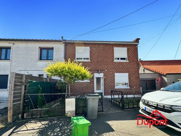 Exclusivité: Maison 4 chambres et jardin garage hangar à fonta