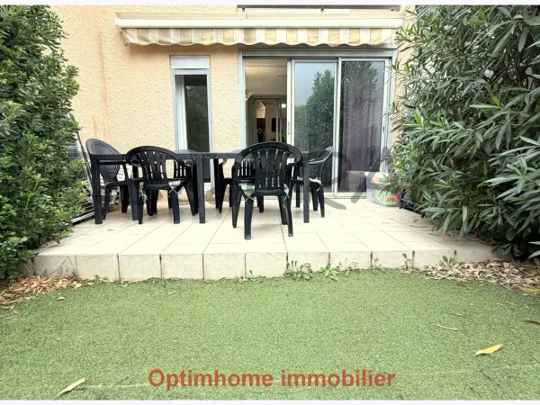 CAP D'AGDE - SECTEUR PINÈDE - STUDIO CABINE EN REZ-DE-JARDIN AVEC PARKING ET GRAND EXTÉRIEUR