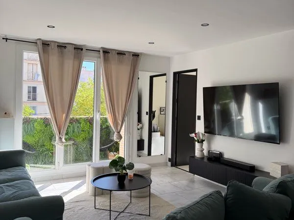 🏡 À VENDRE - Appartement 74 m² entièrement rénové à neuf - Bourg-Saint-Andéol