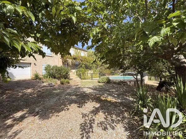 Maison 8 pièces 180 m²