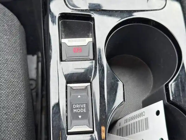 Peugeot 208 electrique 50 kwh 136ch — photo 25