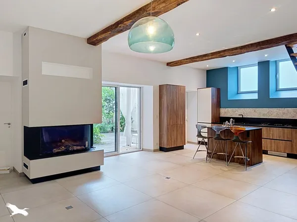Appartement 5 pièces 6 m²