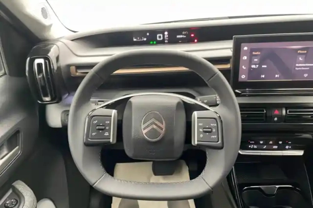Citroën C3 Aircross hybride 145 ch aut — photo 10