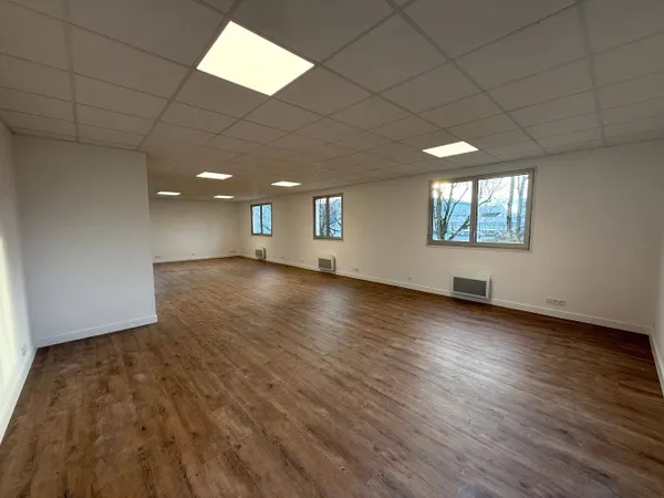 Local commercial 103 m²