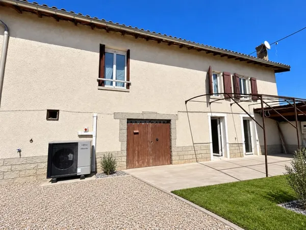 À LOUER MAISON DE VILLAGE À SAINT-ALBAN-DU-RHÔNE