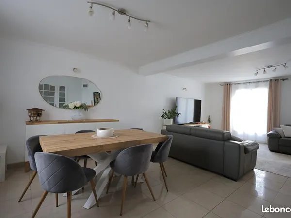 Maison 7 pièces 140 m²