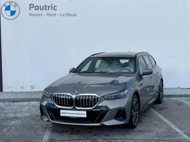 Bmw Serie 5 série 5 touring i5 340ch m sport edrive40 — photo 20