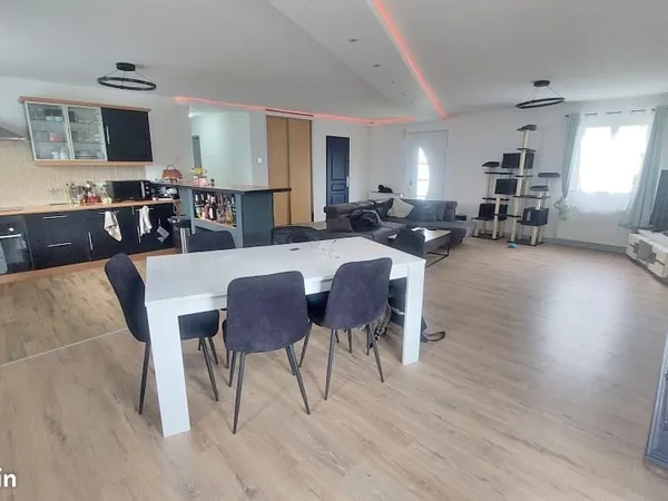 Maison 6 pièces 107 m²