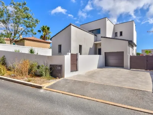 Maison neuve 5 pièces 110 m²