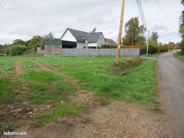 Terrain 1400 m² BREAL SOUS VITRE