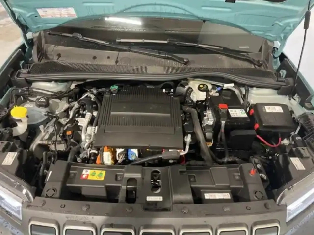 Jeep Avenger electrique 156ch 115kw altitude — photo 8