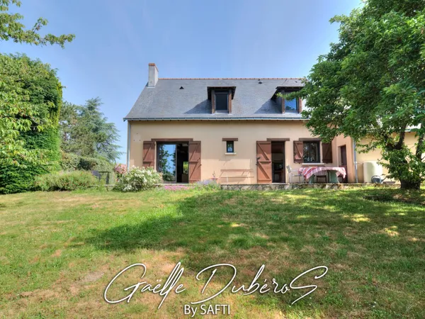 Charmante maison 5 chambres + 1 bureau *** Pré-visite 3D disponible sur simple demande***