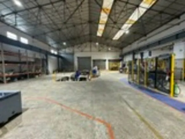 Local d’activité et entrepôt Vente Joué-lès-Tours  3989m² 2500000€
