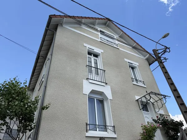 Maison en pierre 4 chambres TB état