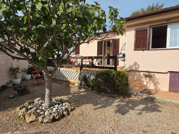Beau chalet 36m2 jardin 210m2 spa
