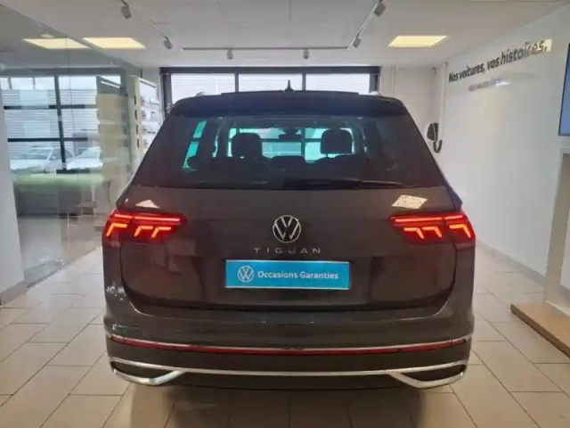 Volkswagen Tiguan 1.5 tsi 150ch elegance dsg7 — photo 9