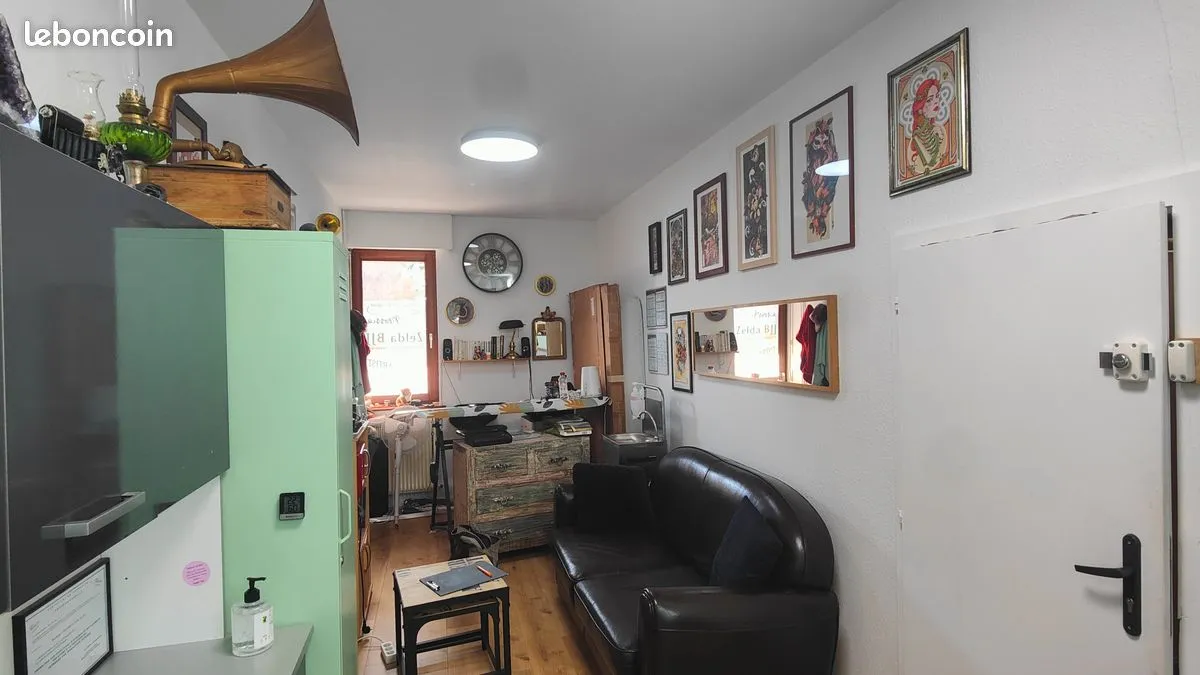 Photo 1