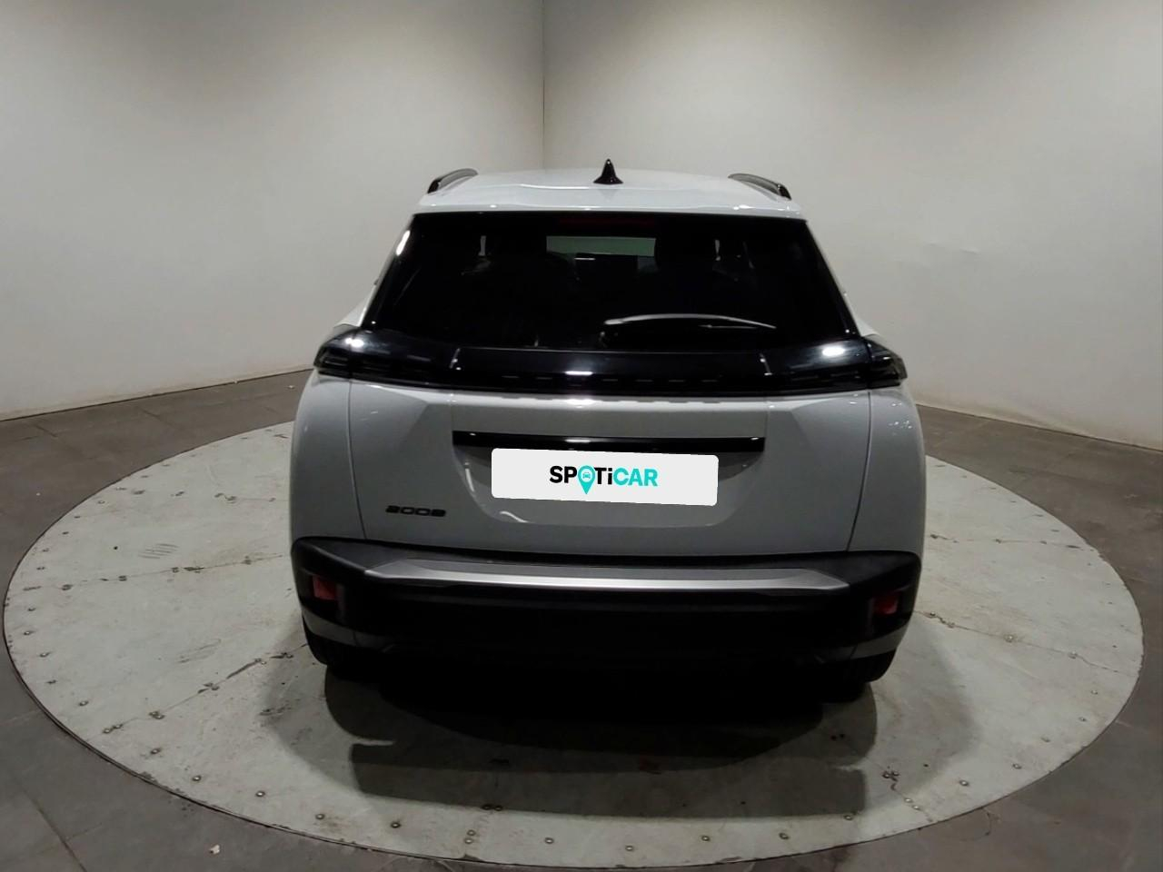 Peugeot 2008 puretech 100 s&s bvm6 allure — photo 4