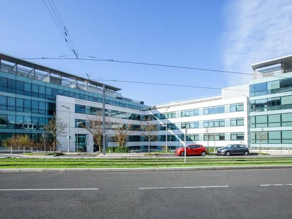 Bureaux 7 pièces 5368 m²