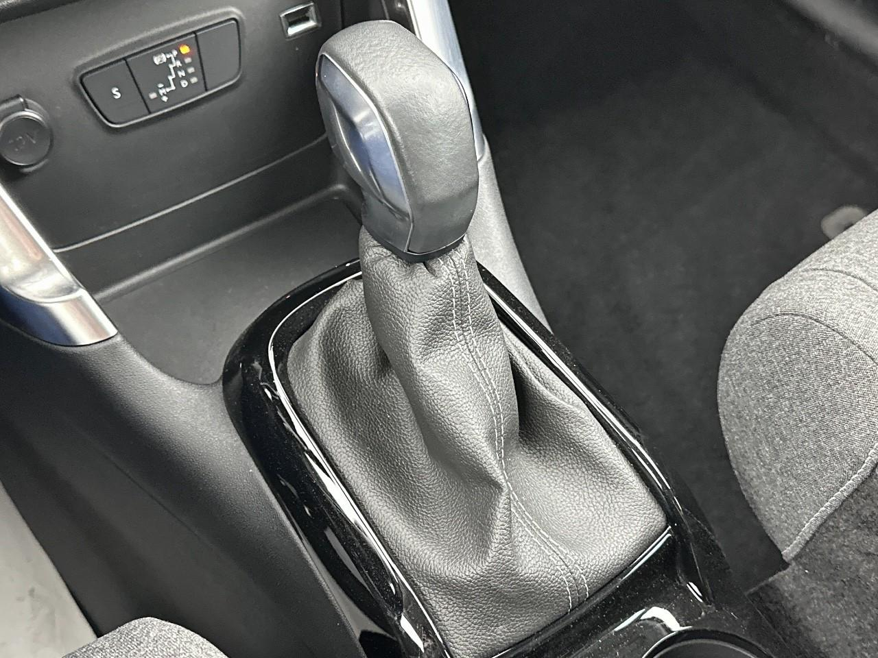 Citroën C3 Aircross puretech 130 s&s eat6 shine — photo 29