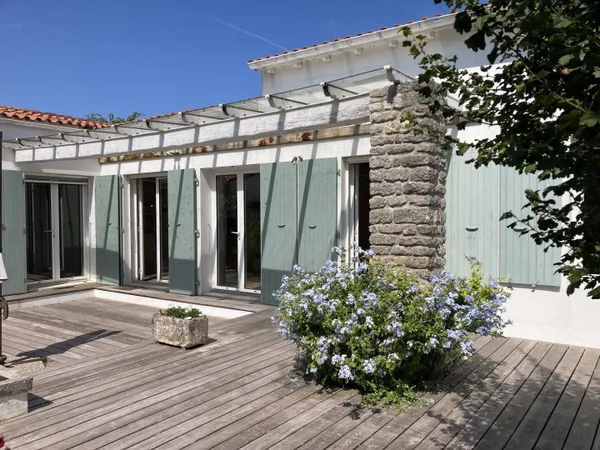 Maison 6 pièces 146 m²