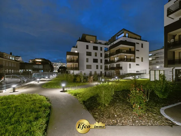 Appartement F3 livré - 74.7m2 et 29.7m2 de terrasse