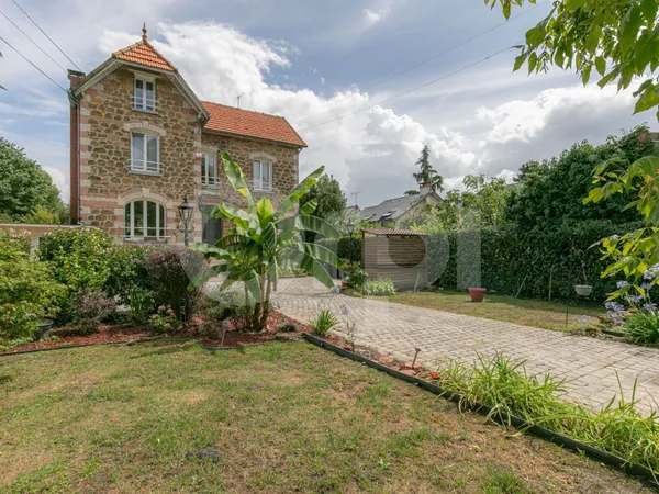 Maison 6 pièces 161 m²