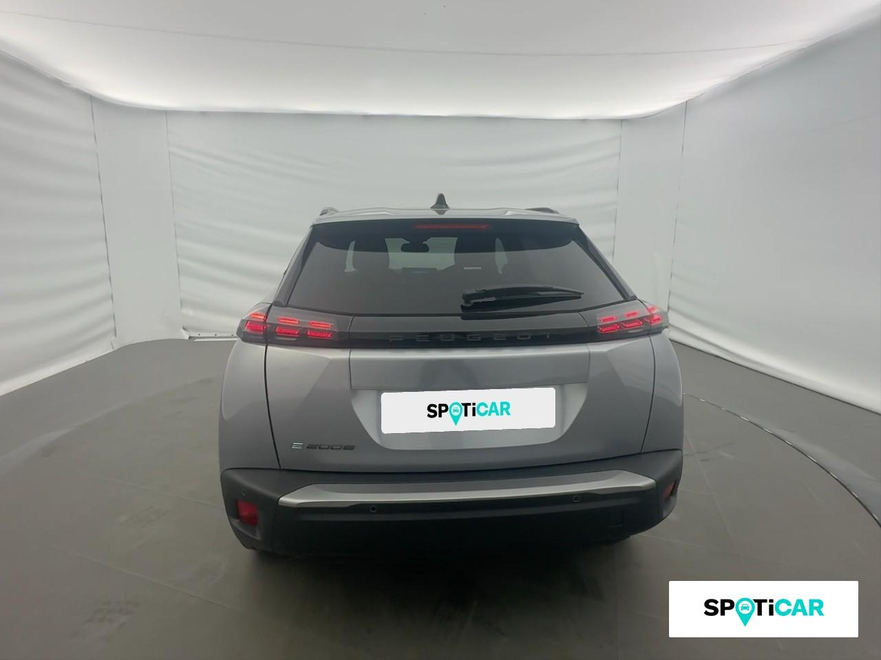 Peugeot 2008 e-2008 156ch 54 kwh allure — photo 5
