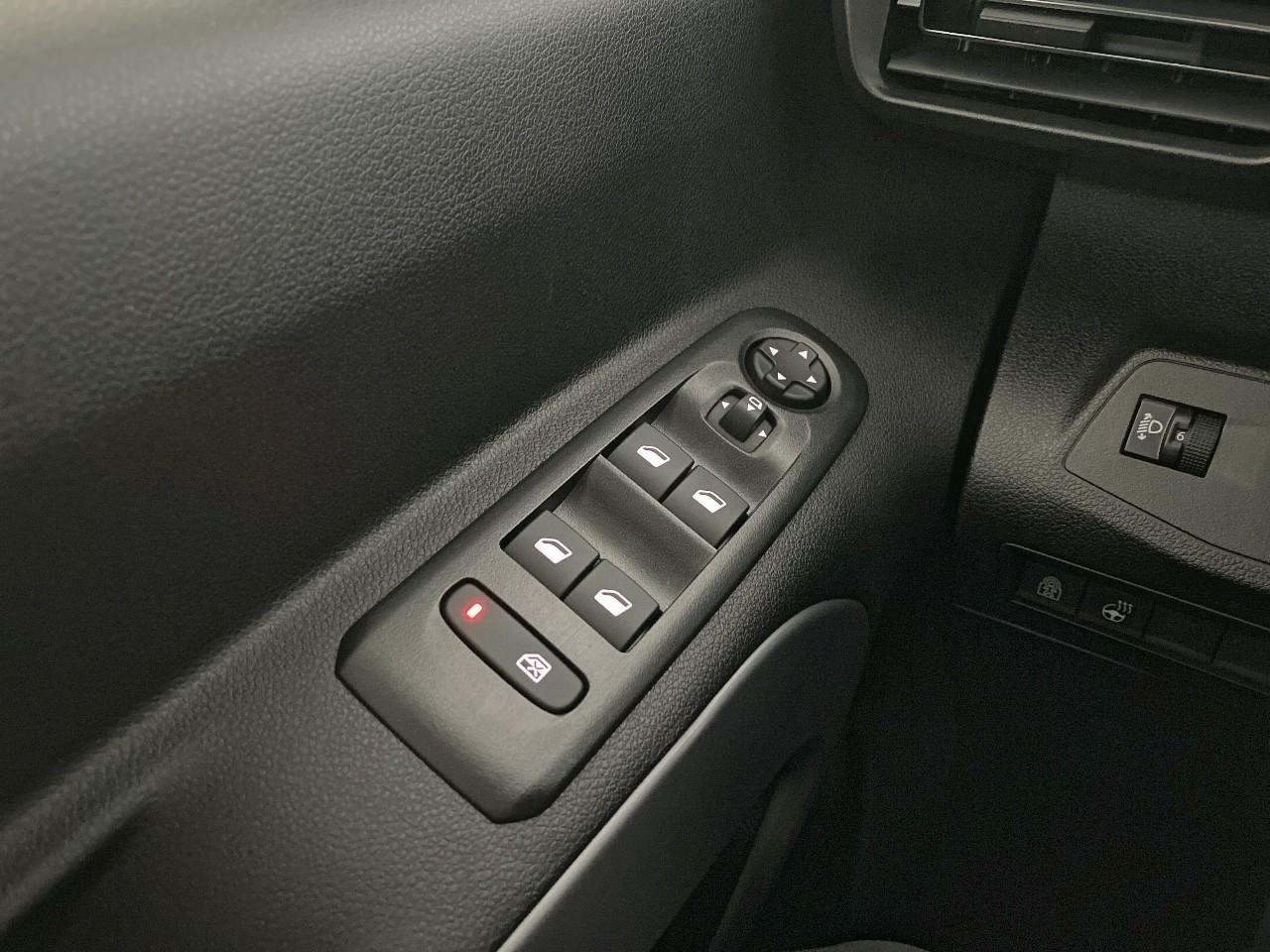 Citroën Berlingo diesel 100 ch m manuelle max — photo 20
