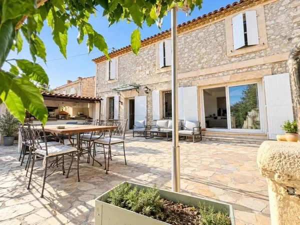Maison Vente Marseille 5p 138m² 424000€